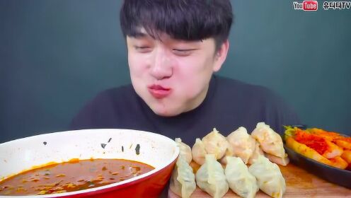 饺子vs大虎直播视频，一场关于吃与看的奇妙碰撞