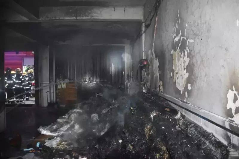 6死火灾店主，家人当时在二楼休息